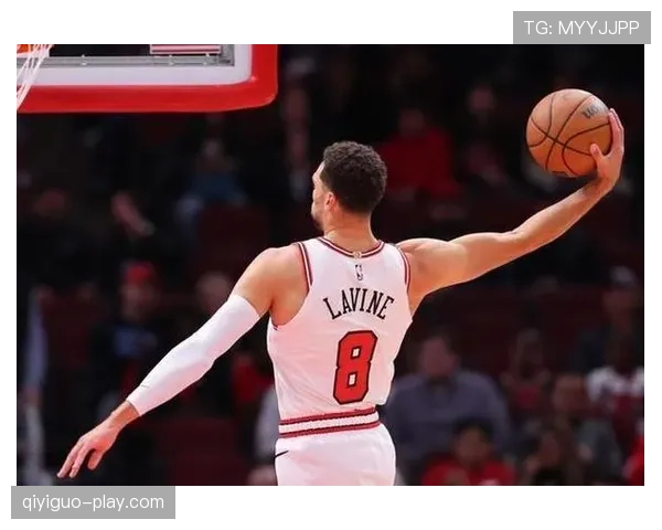 武切维奇与拉文挡拆制造错位比单打更高效