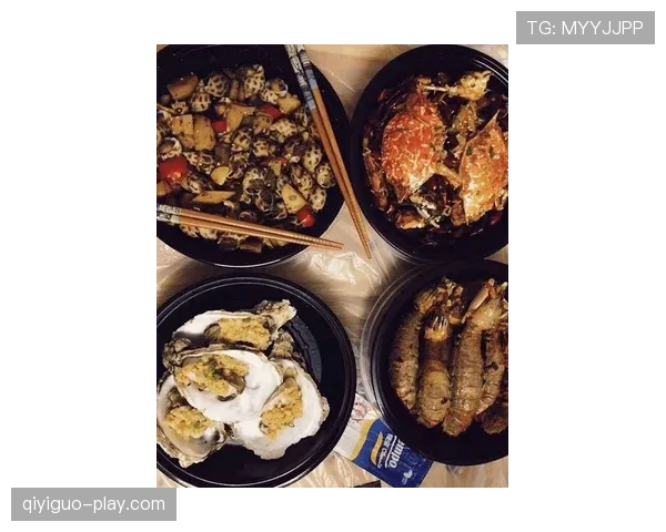 莱万在家吃顿饭，光食材钱够我交半年房租