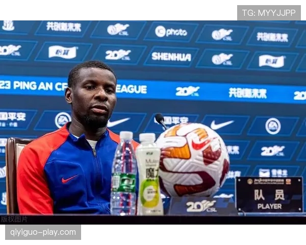 上海申花防守体系稳定，领先优势难以扩大，赛季竞争格局呈现复杂局面