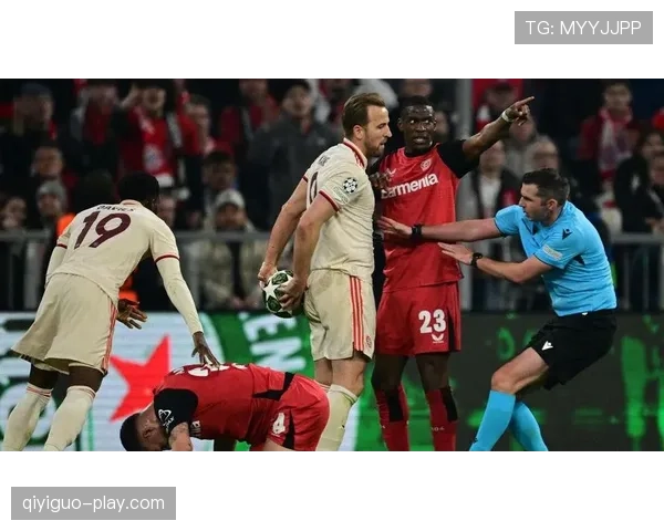 拜仁防守体系漏洞频出，近期比赛稳定性承压，对竞争格局带来变化。