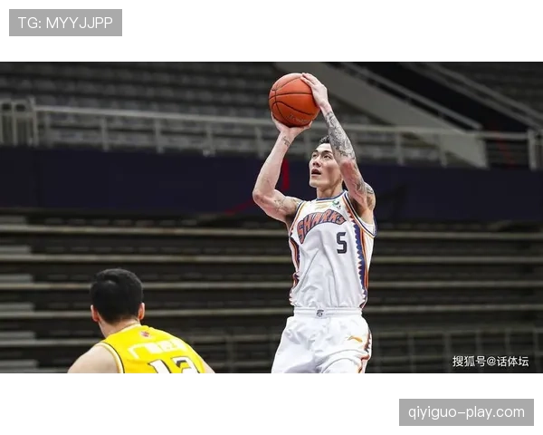 卡位犯规判定详解：教你识别合理身体对抗与违例